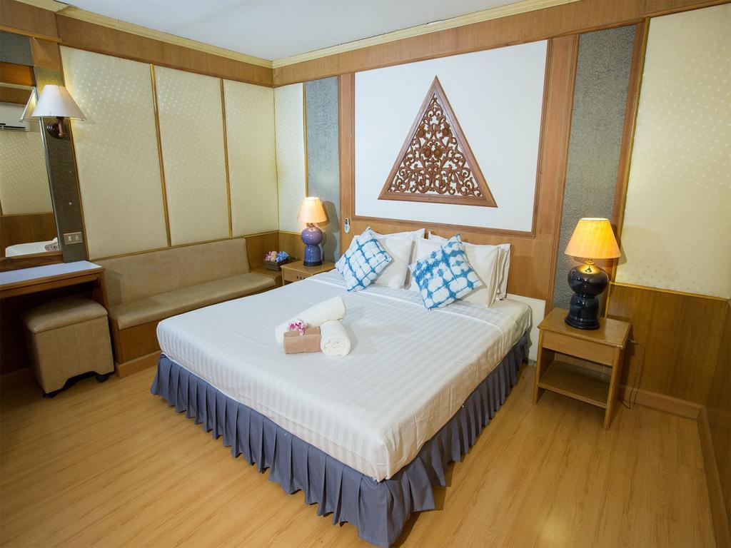 Phrae Nakara Hotel Exteriör bild