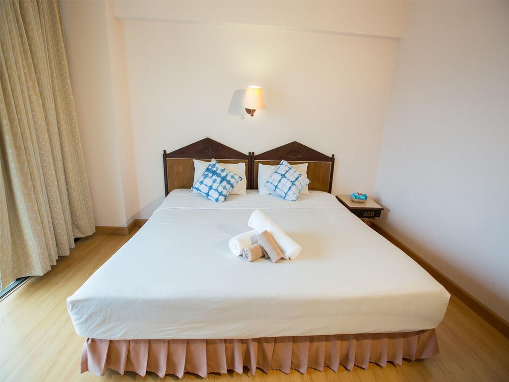 Phrae Nakara Hotel Exteriör bild