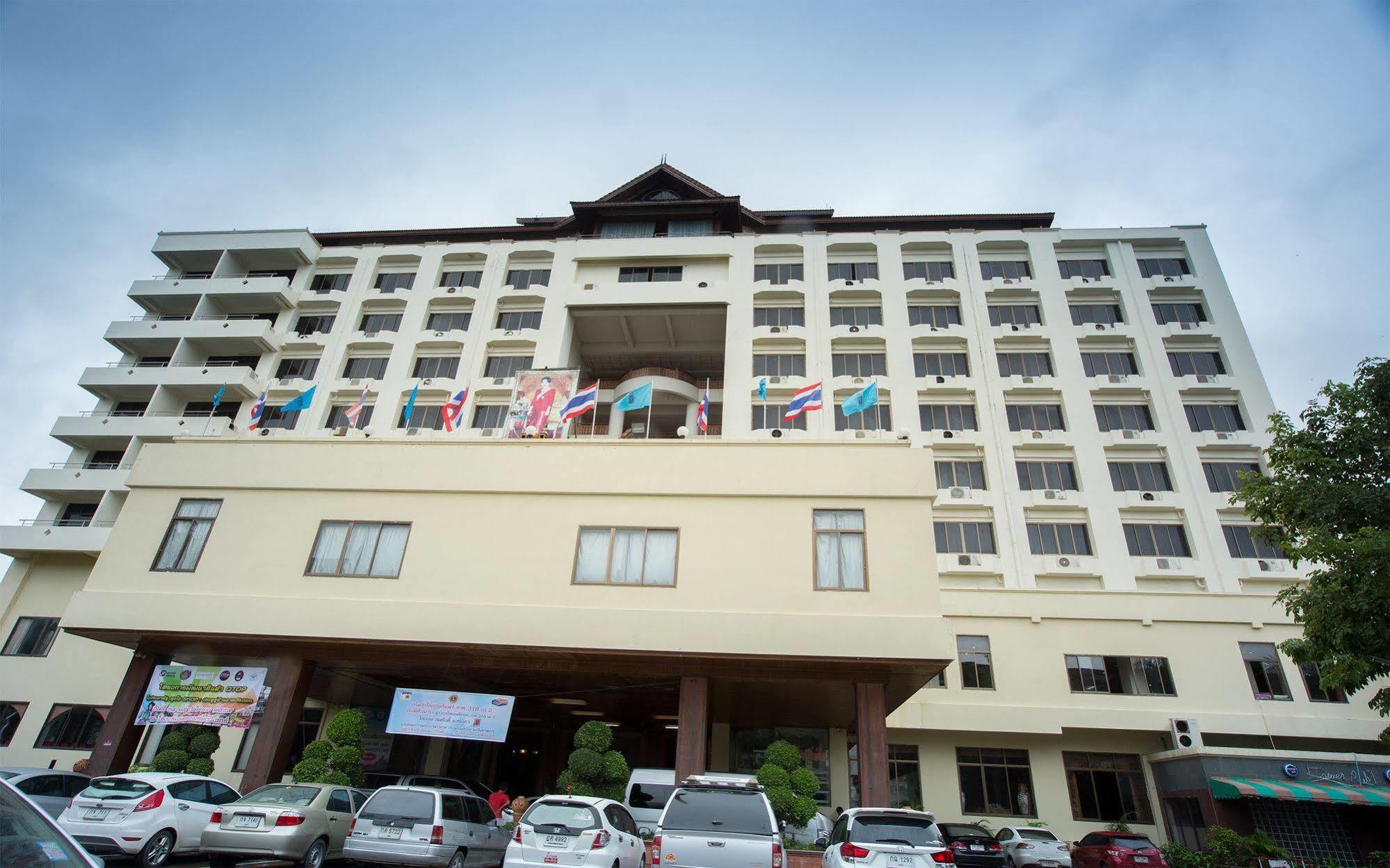 Phrae Nakara Hotel Exteriör bild