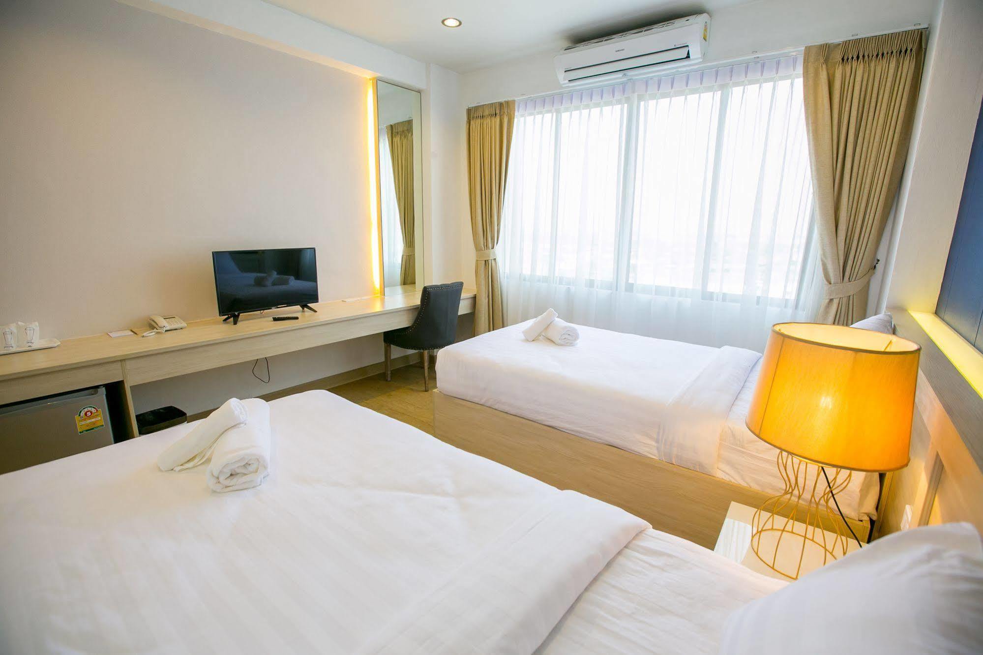 Phrae Nakara Hotel Exteriör bild